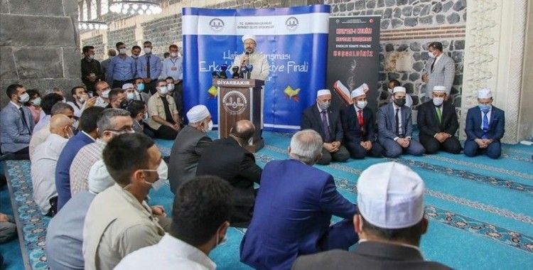 Diyanet İşleri Başkanı Erbaş: Dünya meselelerini çözmede mutlaka Kur'an'ın mesajlarını gündeme almak zorundayız