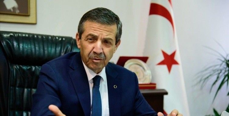 KKTC Dışişleri Bakanı Ertuğruloğlu, İngiltere'den Rum yanlısı politikasına son vermesini istedi