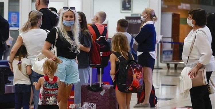 Antalya'ya hava yoluyla gelen turist sayısı 6 milyonu geçti