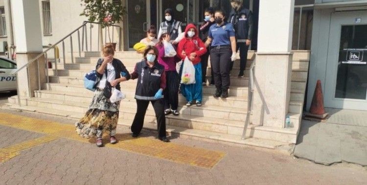 Kayseri'de 31 adrese yapılan eş zamanlı operasyonda aranan 18 şahıs yakalandı