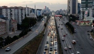 İstanbul'da haftanın ilk iş gününde trafik yoğunluğu