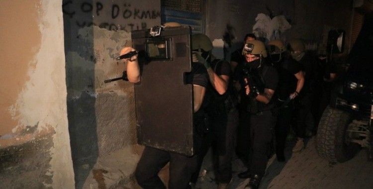 Adana ve İstanbul'da DEAŞ operasyonu: 14 gözaltı kararı