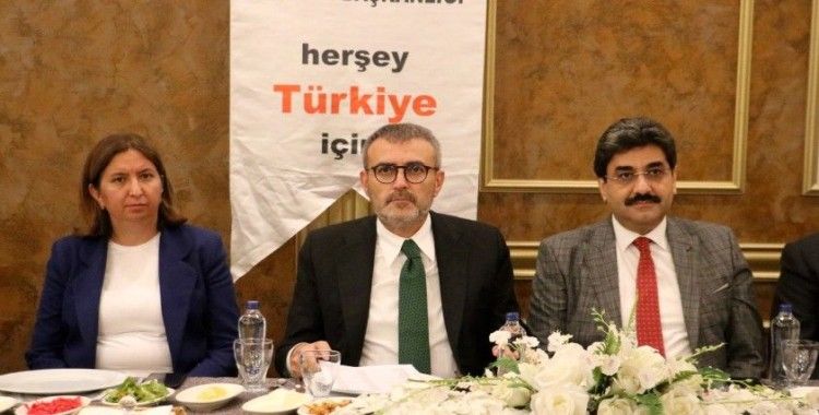 Mahir Ünal Sivas’ta STK temsilcileriyle bir araya geldi