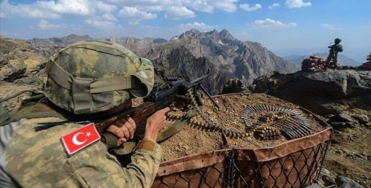 Avaşin-Basyan'da 12 PKK/KCK'lı terörist etkisiz hale getirildi