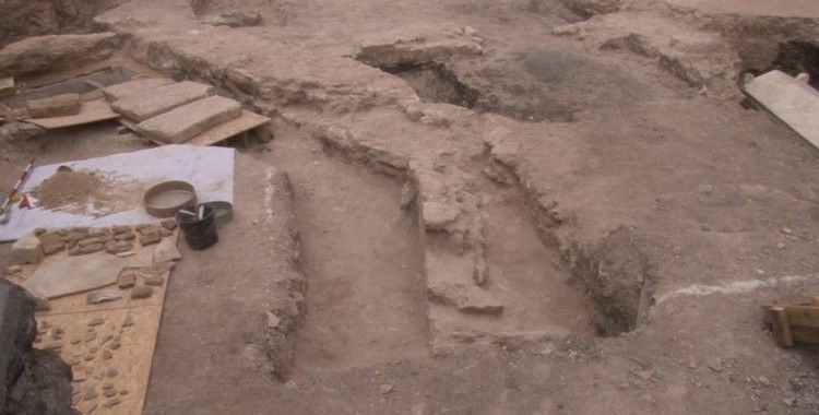 Zeytinburnu’nda arkeolojik çalışmalarda ’sandık’ tipi mezar bulundu