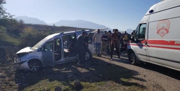 Erzincan’da trafik kazası: 7 yaralı