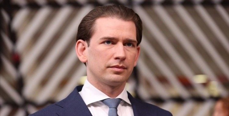 Avusturya'da İslam karşıtı Başbakan Kurz'un yolsuzluk soruşturması sonucu istifası tartışılıyor