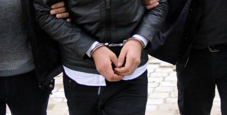 İstanbul’da yakalanan Afgan suç örgütü lideri ve adamlarına sınır dışı kararı