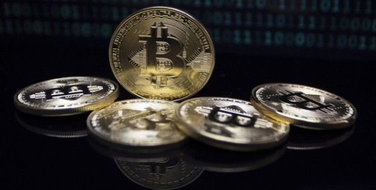 Bitcoin, ABD'deki 'ETF onayı' beklentileriyle 60 bin doları gördü