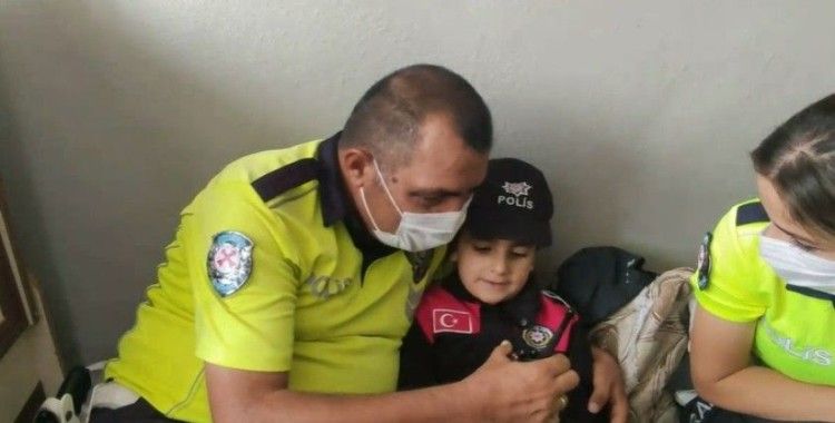 Diyarbakır'da 7 yaşındaki küçük kızın hayalini polisler gerçekleştirdi