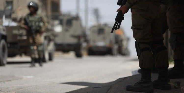 İsrail güçleri Batı Şeria ve Doğu Kudüs'te 10 Filistinliyi gözaltına aldı