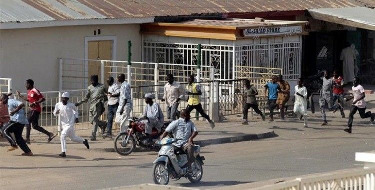 Nijerya'da pazar yerine düzenlenen silahlı saldırıda en az 30 kişi öldü