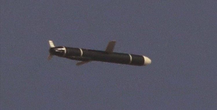 Kuzey Kore 'denizaltıdan fırlatılan yeni tip balistik füze' denediğini açıkladı