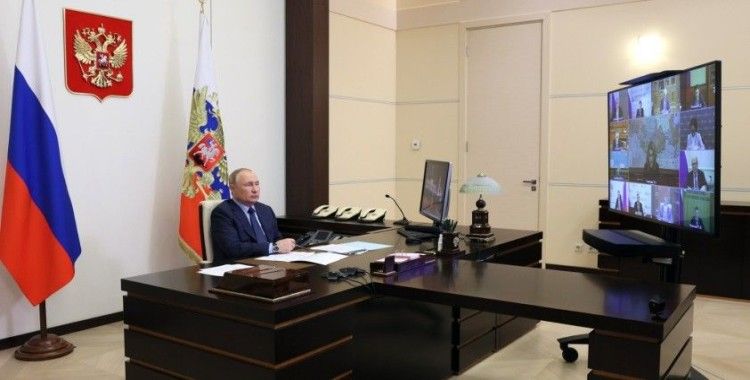 Putin: 'Aşılamayı tamamlamazsak şimdiye kadar yapılan tüm çabalarımız boşa gider'