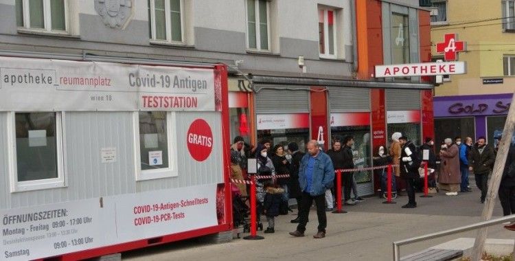 Avusturya’da aşısızlara yönelik sokağa çıkma kısıtlaması yürürlüğe girdi