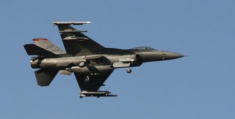 Yunanistan Hava Kuvvetlerine ait F-16 düştü