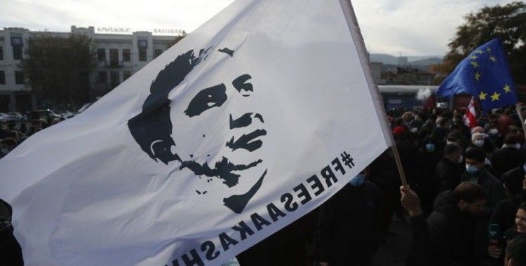 Gürcistan’ın eski Cumhurbaşkanı Saakaşvili 50 gün sonra açlık grevini sonlandıracak