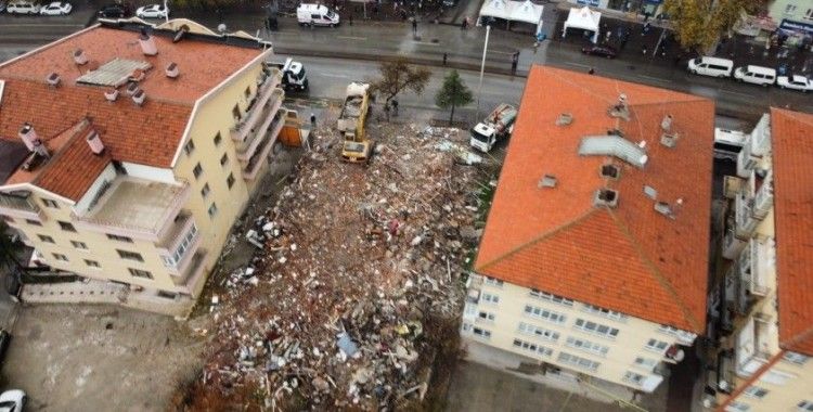 Başkent’te patlamanın yaşandığı binanın yıkım işlemleri tamamlandı