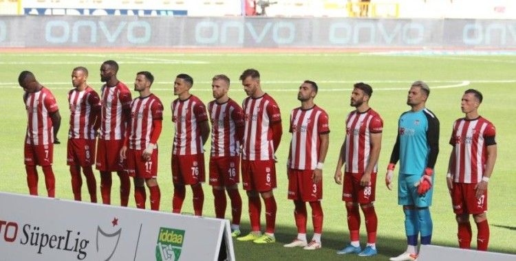Sivasspor'da zorlu Başakşehir maçı öncesi 5 eksik!