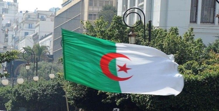 Cezayir'in İslami eğilimli partisi MSP, Fransa'nın 'sömürge' nedeniyle özür dilemesini istedi