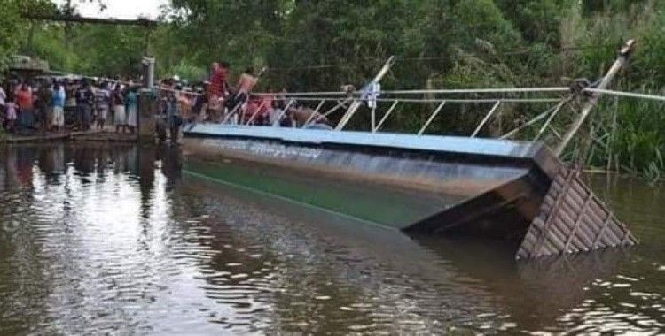 Sri Lanka'da tekne alabora oldu: 6 ölü, 11 yaralı