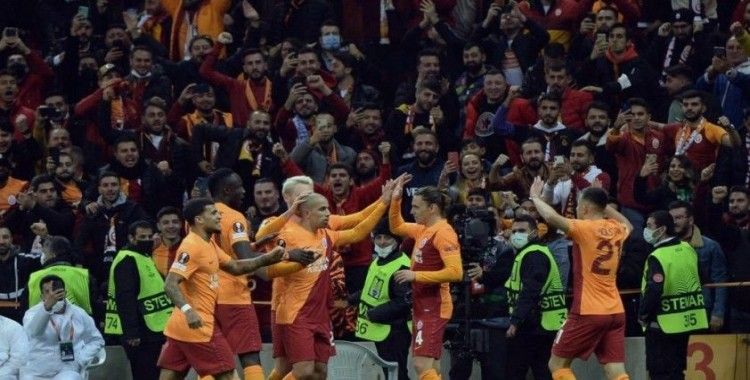 Galatasaray, Marsilya’yı ilk kez mağlup etti