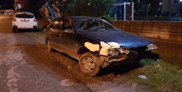 Ehliyetsiz gencin otomobil gezintisi kazayla sonlandı: 5 yaralı