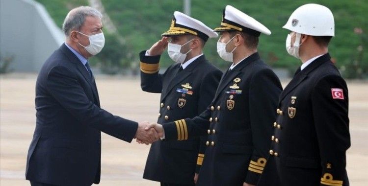 Milli Savunma Bakanı Akar, TSK komuta kademesi ile Güney Deniz Saha Komutanlığında