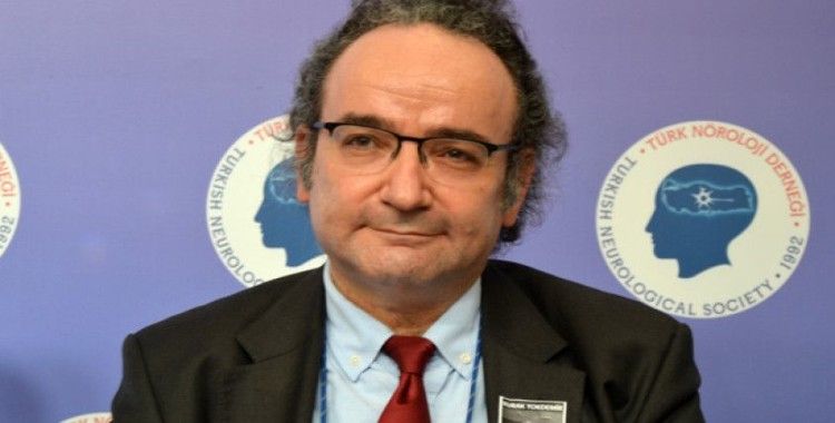 Prof. Dr. Topçuoğlu: Pandemiden çıkamamamızın nedeni aşı olmayanlar