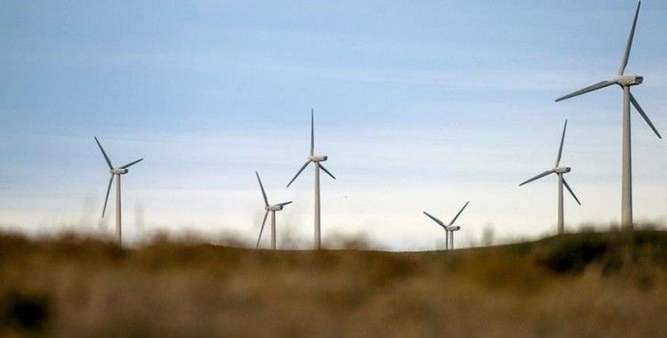 Dün elektrik üretiminde ilk sırada yüzde 22,6 payla rüzgar enerjisi santralleri yer aldı