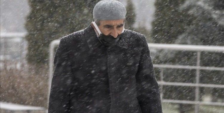 Doğu Anadolu'da başlayan kar yağışı aralıklarla etkisini sürdürecek
