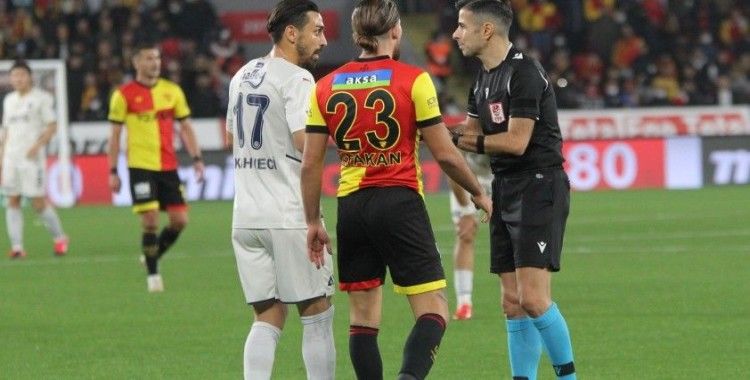 PFDK, Fenerbahçeli oyuncu İrfan Can Kahveci’ye 2 maç men cezası verdi
