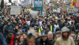 Belçika’da Covid-19 kısıtlamaları protesto edildi: 13 gözaltı