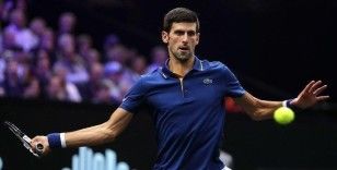Tenisçilerden Avustralya vizesi iptal edilen Novak Djokovic'e destek