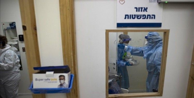 İsrail'de son dalgada nüfusun yüzde 40'ı Kovid-19'a yakalanabilir