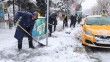 Van'da 930 yerleşim yeri yolu ulaşıma kapandı; kar kalınlığı 50 santim