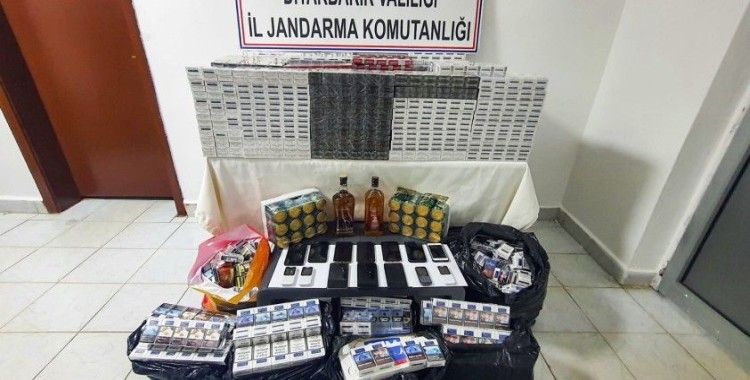 Diyarbakır'da 5011 paket bandrolsüz kaçak sigara ele geçirildi