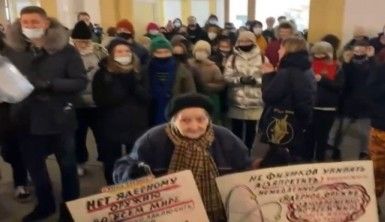 Rusya'da savaş karşıtı gösteriler devam ediyor