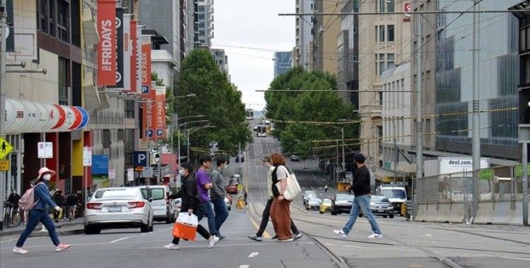 Avustralya'ya gidecekler için Kovid-19 test zorunluluğu 17 Nisan'da kaldırılacak