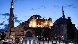 Ayasofya-i Kebir Camii'nde 88 yıl sonra ilk teravih namazı kılınacak