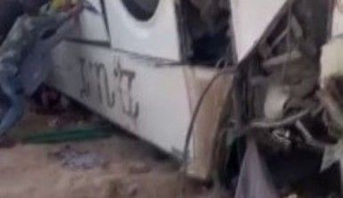 Mısır'da otobüs kazası, 2 ölü, 44 yaralı