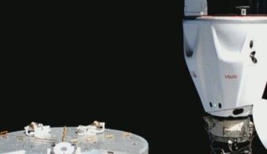 SpaceX'in 4 astronotu taşıyan Freedom kapsülü Uluslararası Uzay İstasyonu'na ulaştı