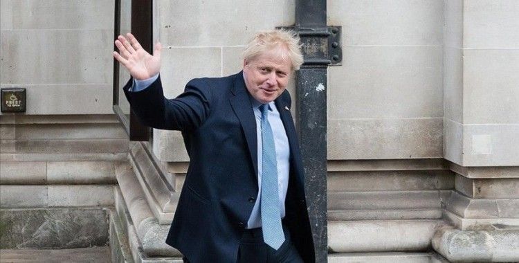 İngiltere'deki yerel seçimlerin sonuçları Başbakan Johnson üzerindeki baskıyı artırdı