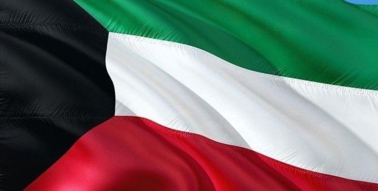 Kuveyt Emiri, hükümetin istifasını kabul etti