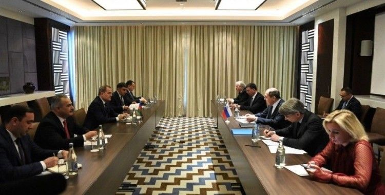 Azerbaycan Dışişleri Bakanı Bayramov, mevkidaşı Lavrov ile görüştü