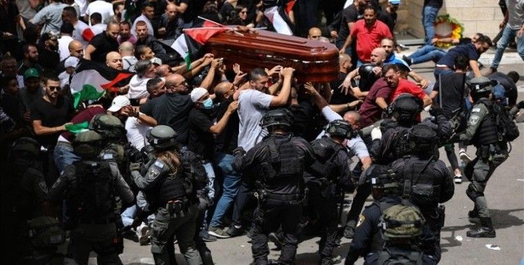 AB Filistin Temsilciliği: Filistinli gazetecinin cenazesindeki İsrail şiddeti karşısında dehşete düştük