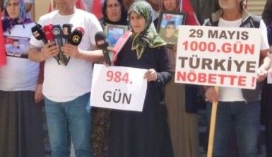 Evlat nöbeti tutan ailelerden 1000. Gün çağrısı