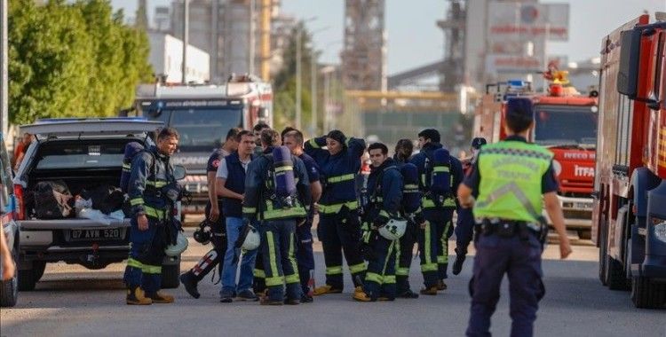 Antalya'da gübre fabrikasında gaz sızıntısından etkilenen 2 kişi hayatını kaybetti