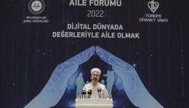 Diyanet İşleri Başkanı Erbaş: Çağın gerçekliklerine bigane kalma gibi bir lüksümüz olamaz