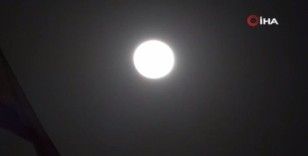Süper Ay Tahran’da görüntülendi
